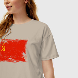 Футболка оверсайз женская Рваный флаг СССР, цвет: миндальный — фото 2
