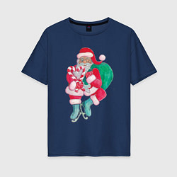 Женская футболка оверсайз Санта Клаус с мешком подарков на коньках