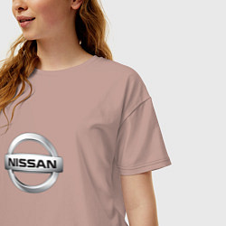 Футболка оверсайз женская Nissan logo, цвет: пыльно-розовый — фото 2