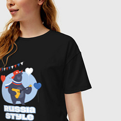 Футболка оверсайз женская Русский медведь с балалайкой и флагом, цвет: черный — фото 2