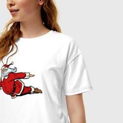 Футболка оверсайз женская Летящий Санта Клаус, цвет: белый — фото 2