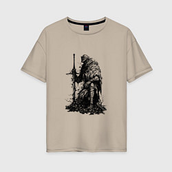 Футболка оверсайз женская Элитный рыцарь с двуручным мечом, цвет: миндальный