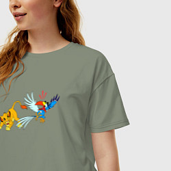 Футболка оверсайз женская Simba и попуг Зазу - The Lion King, цвет: авокадо — фото 2