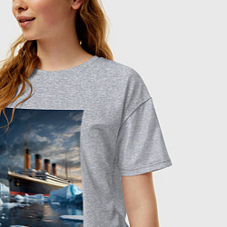 Футболка оверсайз женская Титаник плывет среди айсбергов, цвет: меланж — фото 2