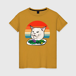 Женская футболка Woman yelling at a cat