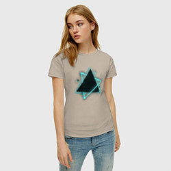 Футболка хлопковая женская Треугольник неон, цвет: миндальный — фото 2