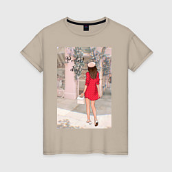 Женская футболка Девушка в Париже