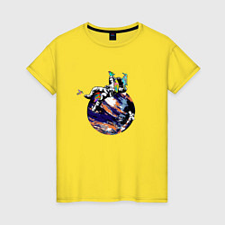 Футболка хлопковая женская Птицы на мечтающем космонавте, цвет: желтый