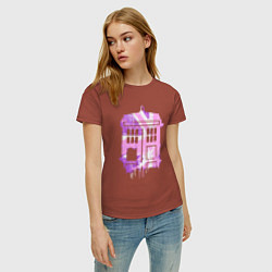 Футболка хлопковая женская Pink tardis, цвет: кирпичный — фото 2