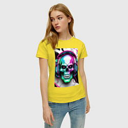 Футболка хлопковая женская Череп в наушниках, цвет: желтый — фото 2