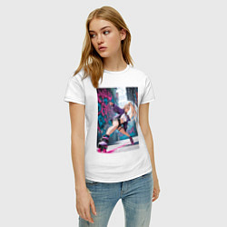 Футболка хлопковая женская Девушка на роликах исполняет трюки, цвет: белый — фото 2
