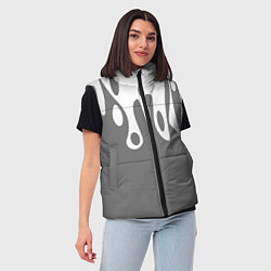 Женский жилет Потеки белой краски на сером фоне, цвет: 3D-красный — фото 2
