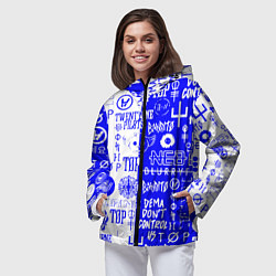 Ветровка с капюшоном женская Twenty one pilots лого, цвет: 3D-черный — фото 2